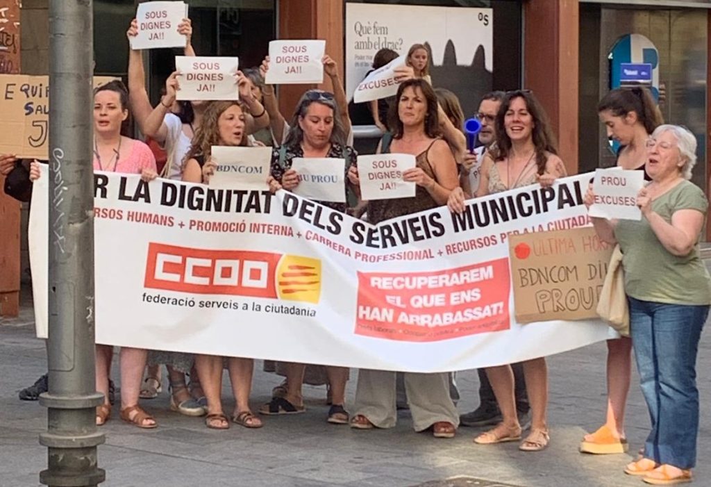 Protesta al carrer dels treballadors de Badalona Comunicació foto: arxiu
