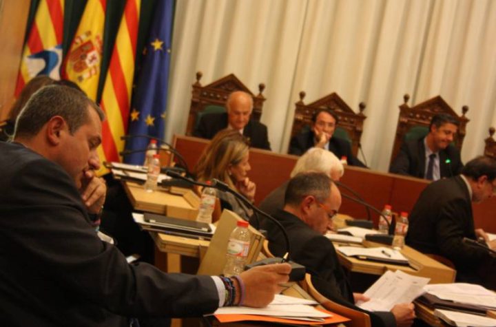 David Gómez, al Ple de l'Ajuntament durant el primer mandat d'Albiol / Javi Torres