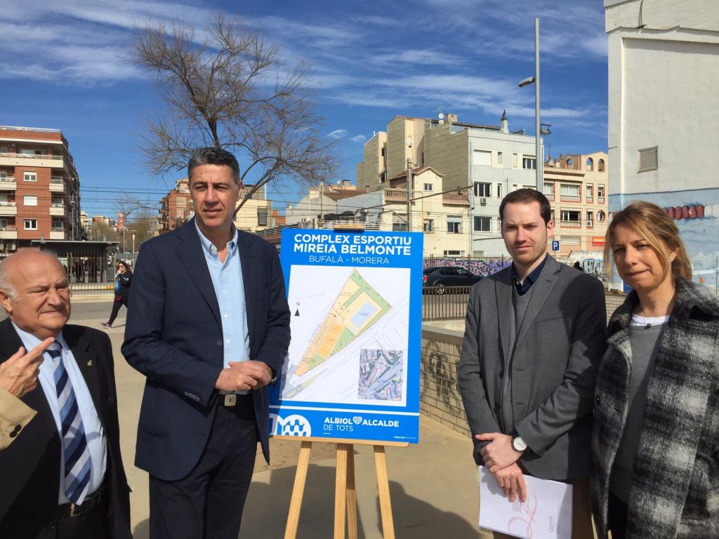 Un dels actes en què Albiol anunciava la nova piscina