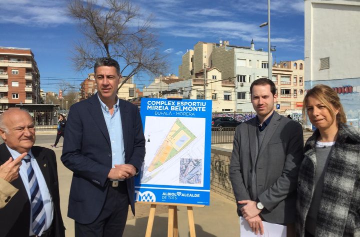 Un dels actes en què Albiol anunciava la nova piscina