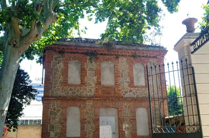 Entrada històrica al parc de Ca l'Arnus Foto Plataforma salvem Ca l'Arnús