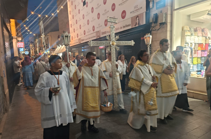 La celebració va passar pel carrer del Mar foto: Pablo Diaz Flores