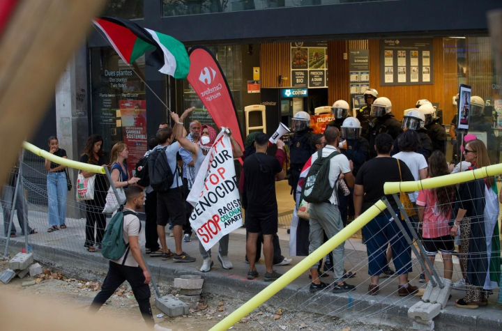 Protesta contra la complicitat de Carrefour en e genocidi palestí foto: arxiu