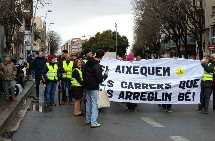 Capçalera de la marxa a la plaça Pep Ventura foto: Tomeu Ferrer