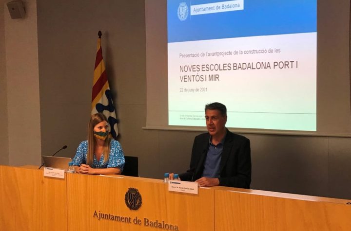 Imatge de l'acte de 2021 en el qual Albiol va donar la seva paraula de què les noves escoles públiques funcionarien el 2024 fotoAjuntament de Badalona