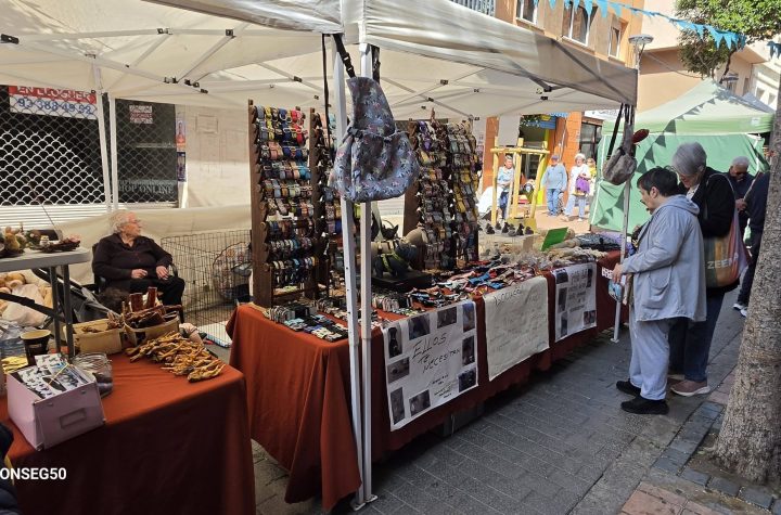 Parades comercials durant la jornada de Sant Jordi foto: Badalona events