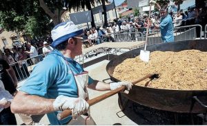 Imatge de la festa quan es feia a l'escorxador de Badalona. Foto: arxiu