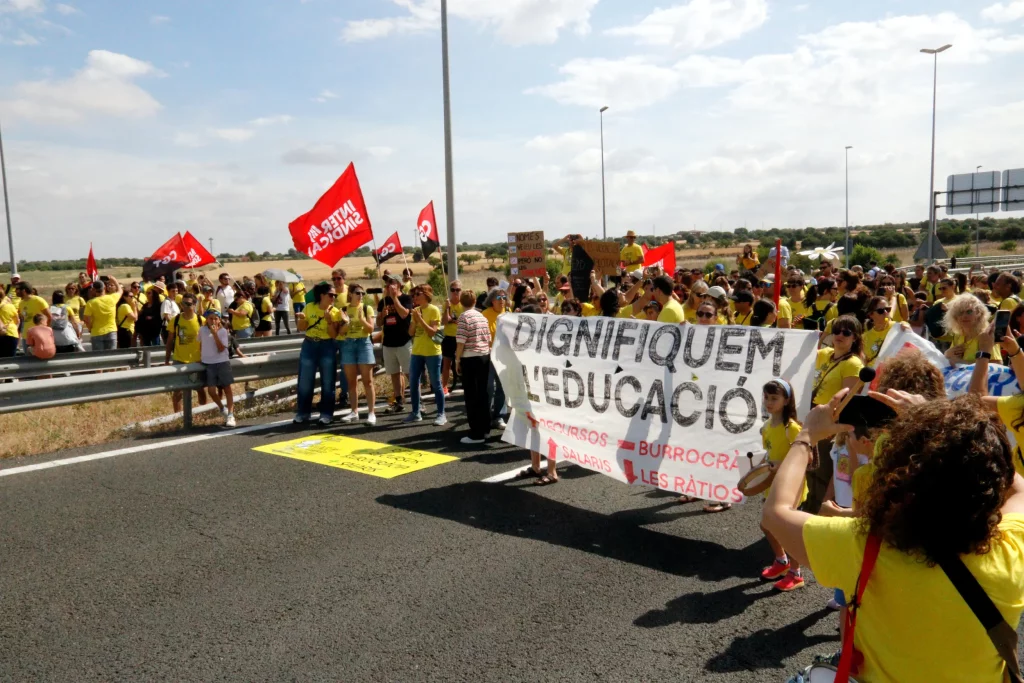 Concentració d'ensenyants a les comarques de Ponent foto: Arxiu